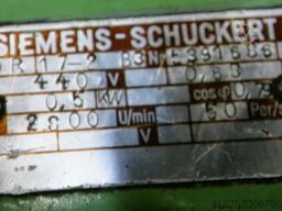 Stehle mit Magnetplatte