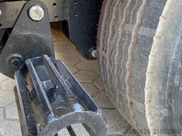 Doppstadt DW2560 Büffel - self drive - Magnet