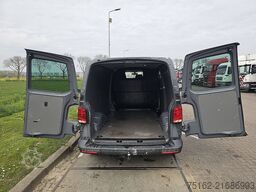 VOLKSWAGEN TRANSPORTER 2.0 TDI L2H1 AC Trekhaak!