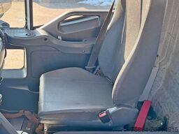 IVECO TRAKKER * HIAB 211 E - 6 HIDUO+ FUNK / 8x4 *TOP