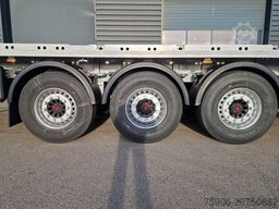 Lecitrailer PLATEAU EXTENSIBLE TWISTLOCKS