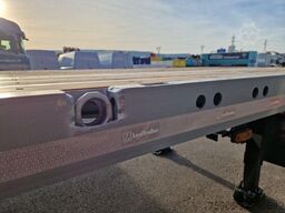 Lecitrailer PLATEAU EXTENSIBLE TWISTLOCKS