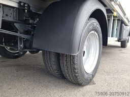 Iveco DAILY 35-180 PLATEAU 4.40m