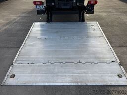 VOLVO FM 370 Kühlkoffer 7,80 m LBW 2 T*THERMOKING