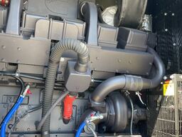 Cummins KTA38-G2 - 1100 kVA Generator 50/60Hz - DPX-18813
