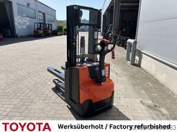 Toyota SWE 140 L / 190 Std.!