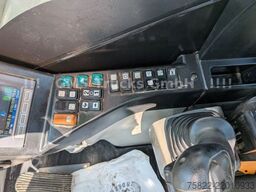 TAKEUCHI TB 295 W / POWERTILT OQ45 / Planierschild