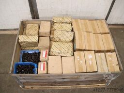 Diverse 8.8 div Größen schwarz/verzinkt