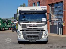 Volvo FM 330 6x2*4 - Box with lifting roof - Loadlift...