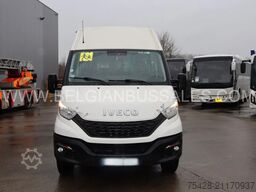 Iveco DAILY / A65C18/  Airco / Automatic / Lift