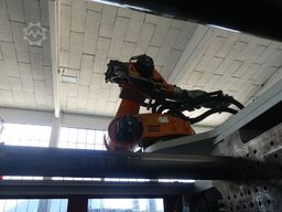 FERROMATIK MILACRON Maxima 650