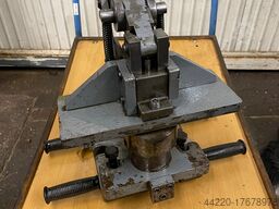 Trumpf Großer Bördelapparat CN 20 CS 20