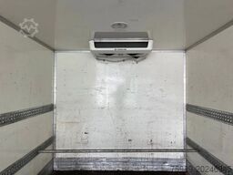 MAN TGL 12.220 Cool truck. Thermo King V300