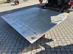 IVECO Stralis AD 190 330 / Carrier MT 1250 / 3 x Lager