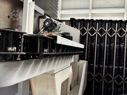 MAZAK VTC-300 C II