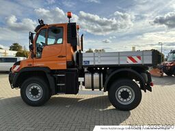 Mercedes-Benz Unimog U 423 4X4 3000