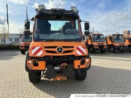 Mercedes-Benz Unimog U 423 4X4 3000