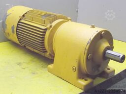 SEW-EURODRIVE R60DT100LS8/2B