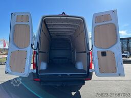 Mercedes-Benz Sprinter 319 CDI Kasten PRO Maxi LED AHK Klima Sitzh.