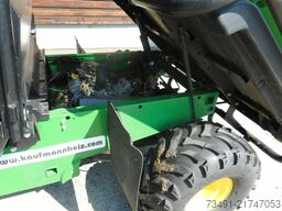 John Deere GATOR TX 4x2