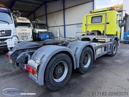 Scania P 124 CA 6X4 NZ 420 Steel springs, Manuel gearb...