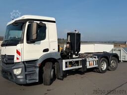 MERCEDES-BENZ Antos 2533 6x2 Fahrgestell