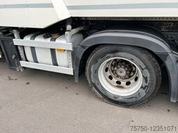 MERCEDES-BENZ Antos 2533 6x2 Fahrgestell