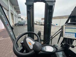 STILL RX70-35 / Triplex: 4.80m / nur 325h / SS / Waage