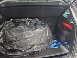 SKODA Karoq 2,0TDi Style 4x4 DSG era