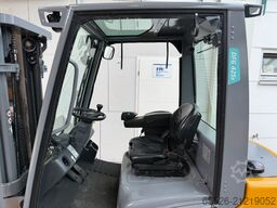 Jungheinrich DFG 425 S / 5765 Std. / Lack NEU