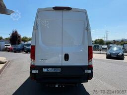 Iveco Daily 35S18HA8 V Kastenwagen *R 3.520*AHK*