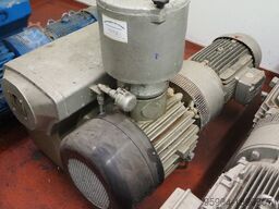 Busch Vacuum Pump 400