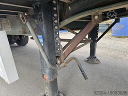 FREUHAUF 3 AXLE CURTAINSIDER | BPW AXLES