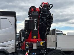 VOLVO FH 500 8x4 Pritsche mit Fassi F905R.2.7 + JIB