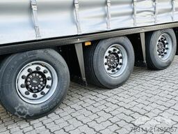 Schmitz Cargobull Curtainsider Mega Getränke