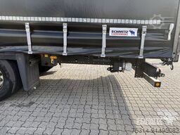Schmitz Cargobull Curtainsider Mega Getränke