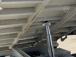 Isuzu Ribaltabile con gru patente B