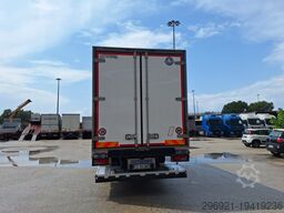 Iveco STRALIS AT 260S36Y/PS