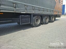 Schmitz Cargobull Curtainsider Mega