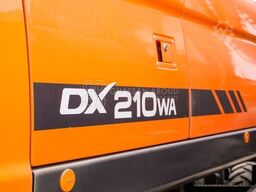 Develon DX210 WA
