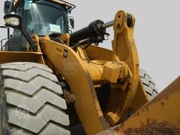 Caterpillar 966M