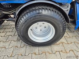 Vitra 2060 4WD - Plow - Sweeper