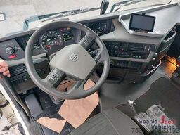 Volvo FH 540 Baustoff mit Heckran Fassi F215A.23