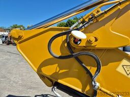 Caterpillar 330D2 L - Excavator - 3 Buckets