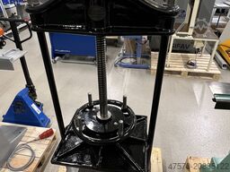 Karl Krause Large Bookbinding Press