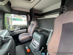 MAN TG-M 18.340 4x2  Pritsche Kran Atlas 135.2+Funk
