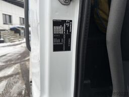 Mercedes-Benz Atego 1022 4x2 Kühlkoffer+HB / Swiss-Vehicle