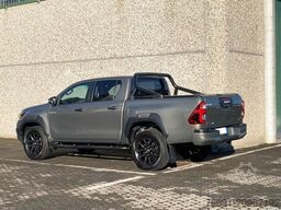 Toyota Hilux  2800 td  204cv Automatica