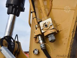 Caterpillar 323E-stock id2