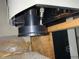 Dr. Heinrich Schneider PMS 400